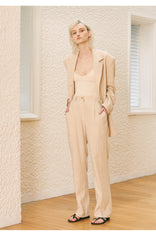 Tailored Linen Blazer With Structured Shoulders And Single-Breasted Front Closure