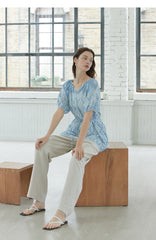 Linen Tunic Top with Ethnic-Inspired Print and Tie Waist – Lightweight Boho Summer Blouse