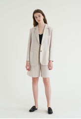 High-Waisted Women's Linen Shorts with Tailored Fit and Wide-Leg Mid-Thigh Silhouette