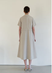 Linen Midi Dress with V-Neckline, Gathered Waist Detail, and Short Relaxed Sleeves