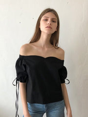 Off-Shoulder Linen Blouse with Puff Sleeves and Drawstring Cuffs – Lightweight Summer Top
