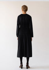 Elegant Midi Dress in Pure Linen with Smocked Waist and Long Sleeves for Women