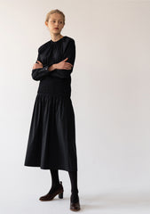 Elegant Midi Dress in Pure Linen with Smocked Waist and Long Sleeves for Women