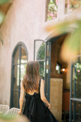 Sleeveless Tiered Linen Dress With Square Neckline And Open Back Bow Detail