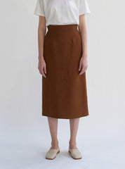 Sleeveless V-Neck A-Line Midi Dress Crafted from Lightweight Linen Fabric