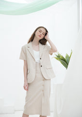 Short-Sleeve Tailored Linen Blazer with Notch Lapel and Front Pockets for Elegant Summer Layers