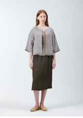 Elegant A-Line Linen Skirt with Asymmetrical Button Detail – Lightweight Natural Fabric