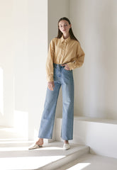 Premium Linen Long-Sleeve Shirt with Tailored Collar and Minimal Seaming for Effortless Style