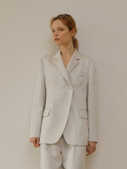 Tailored Linen Blazer Shirt With Structured Lapel And Pocket Detailing