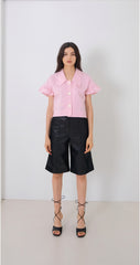 High-Waisted Leather Bermuda Shorts with Clean Seams and Tailored Silhouette