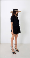 Short-Sleeve Linen Shirt With Oversized Pockets And Wide Pointed Collar